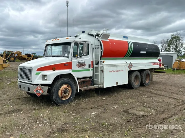 2000 Freightliner FL 80 6x4 Fuel Truck
