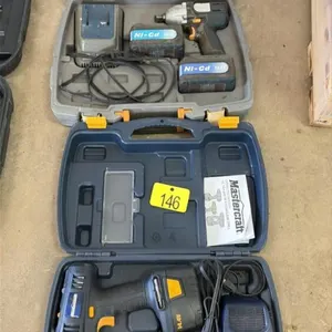 Mastercraft drill, 2 batteries, charger, half inch impact