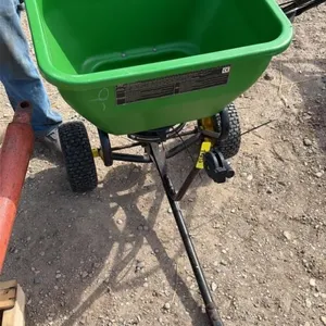 Pull type seed spreader like new