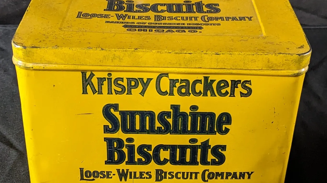 2# 5OZ TIN LITHO BIN KRISPY CRACKERS SUNSHINE BISCUITS LOOSE-WILES CHICAGO ILLINOIS