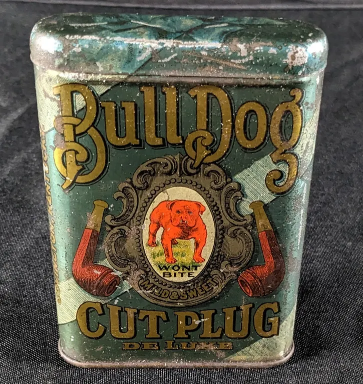 TIN LITHO POCKET TOBACCO TIN CAN BULL DOG CUT PLUG DELUXE LOVELL & BUFFINGTON COVINGTON KENTUCKY