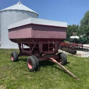 TURNCO APPROX 200BU GRAVITY WAGON