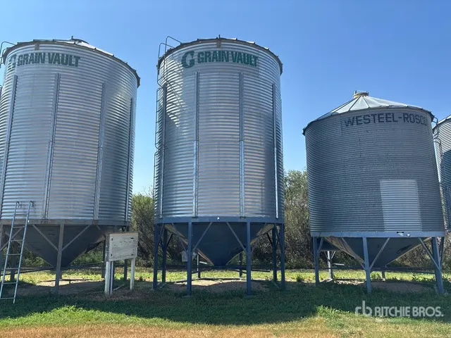 +/- 3200 bu 5 Ring Hopper Grain Bin