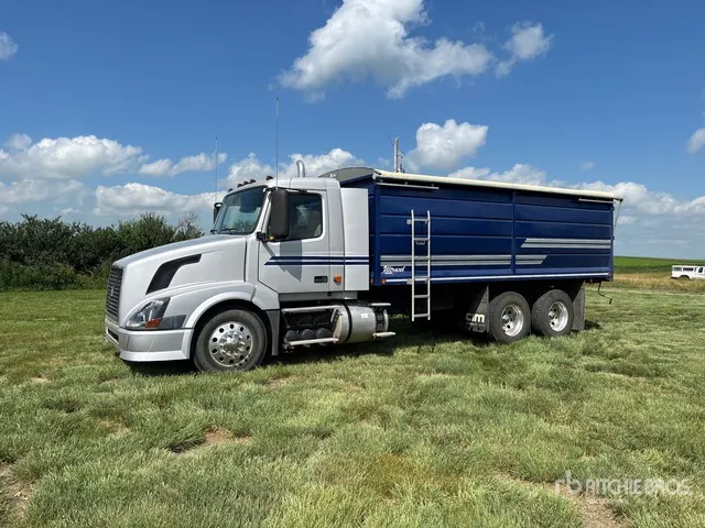 Volvo Grain Truck
