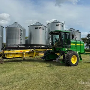 2004 John Deere 4895 30 ft Swather Windrower