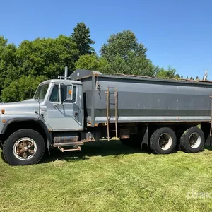 1987 International S1900 6x4 Grain Truck