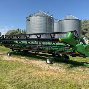 2013 John Deere 630F 30 ft Flex Combine Header
