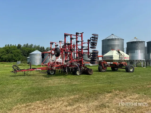 1996 Morris Maxim 34 ft Air Drill