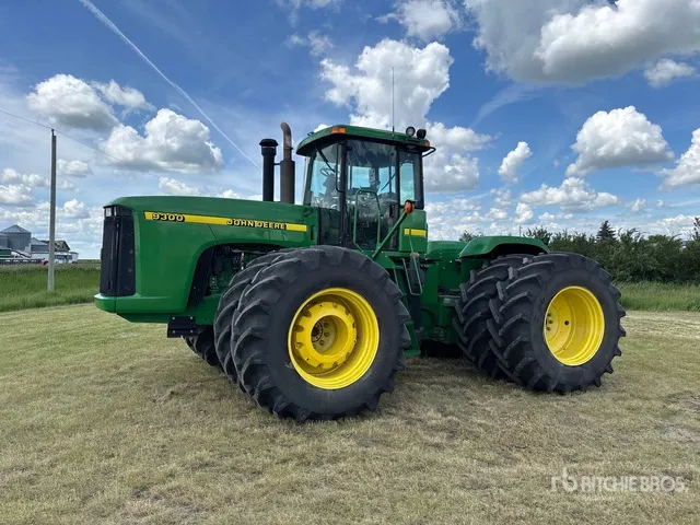 John Deere 9300 Articulated 4WD Tractor