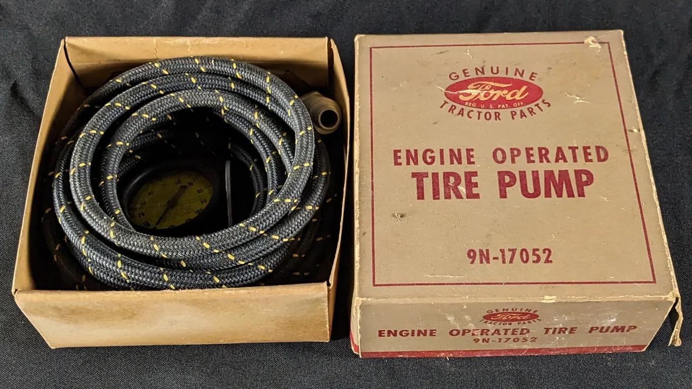 VINTAGE NOS FORD GENUINE TRACTOR PARTS ENGINE OPERATED TIRE PUMP 9N-17052