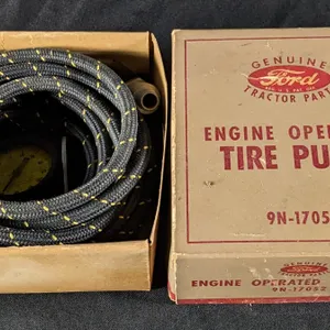 VINTAGE NOS FORD GENUINE TRACTOR PARTS ENGINE OPERATED TIRE PUMP 9N-17052