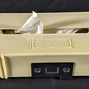 VINTAGE AFTERMARKET ACCESSORY AUTO-SERV DISPENSER KLEENEX TISSUES