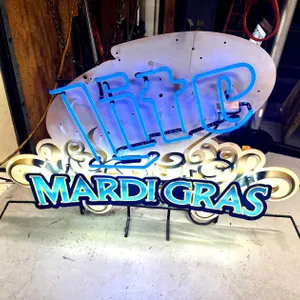 MARDI GRAS NEON SIGN