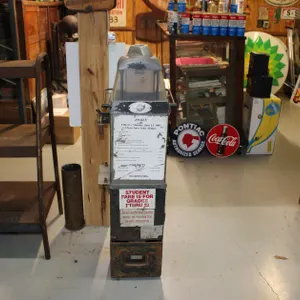VINTAGE FLOOR-STANDING DISPLAY