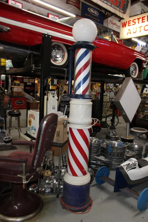 ILLUMINATED BARBER POLE