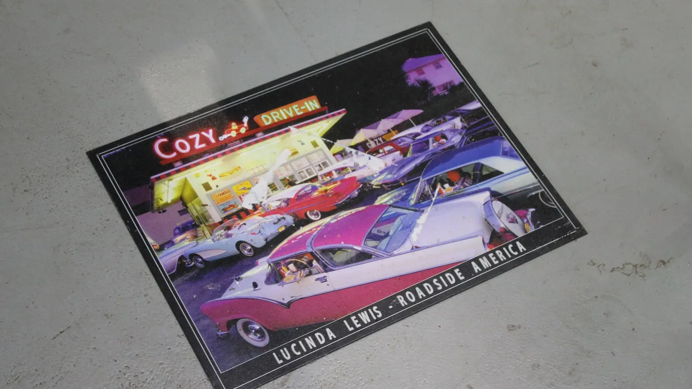 CUSTOM CAR DISPLAY SIGN