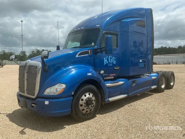 2017 Kenworth T680 6x4 T/A Sleeper Truck Tractor