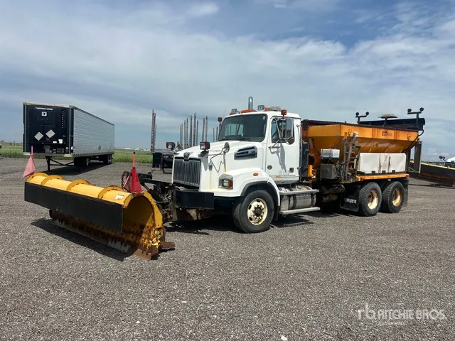 2017 Western Star 4700SB 6x4 Snow Plow Truck