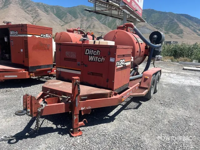 2011 Ditch Witch FX30 T/A Vacuum Tanker Trailer