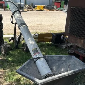 MARKET 12FT X 8IN POLY AUGER ON TRANSPORT