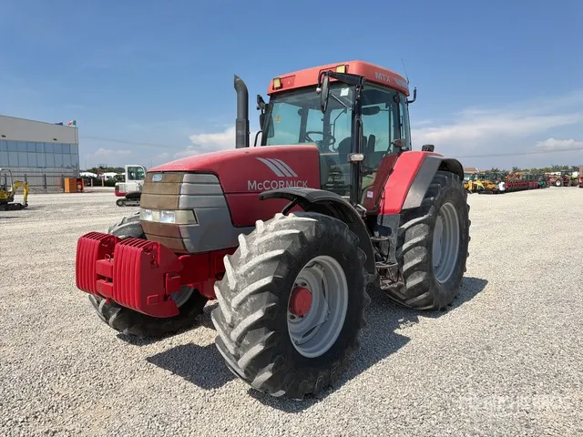 2003 McCormick MTX140 4WD Tractor