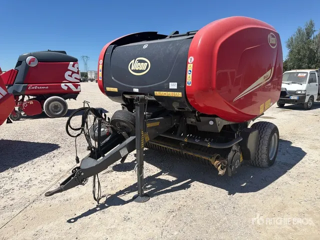 2017 Vicon RF 4255 Round Baler