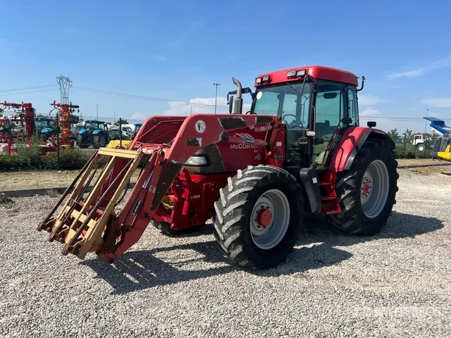 2003 McCormick MC135 4WD Tractor