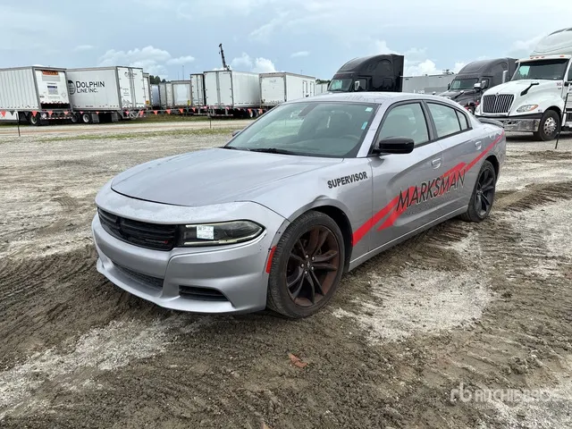 2017 Dodge Charger Automobile