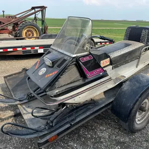 Arctic Cat Panther 440 snowmobile