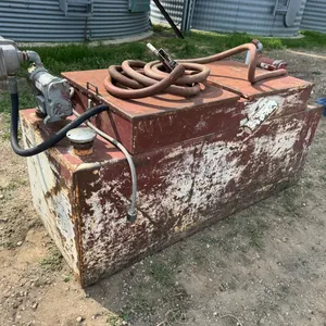 64"x24"x22" Dual fuel service unit w/ pumps & nozzles