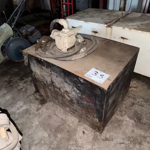 36"x24"x22" Fuel service unit w/ pump & nozzle
