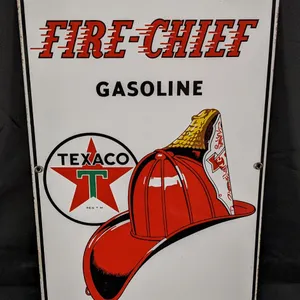 1952 PORCELAIN GAS PUMP SIGN TEXACO FIRE - CHIEF GASOLINE