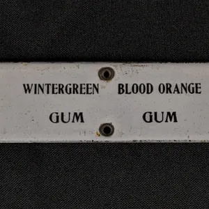PORCELAIN CHEWING GUM VENDING MACHINE SIGN PEPPERMINT WINTERGREEN BLOOD ORANGE CHOCOLATE