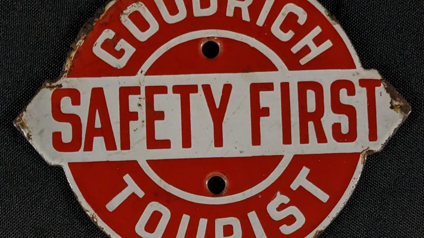 PORCELAIN TRAIL MARKER ROAD SIGN GOODRICH TIRES SAFETY FIRST TOURIST