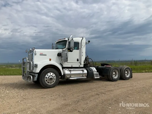 2023 Kenworth W900 6x4 T/A Day Cab Truck Tractor