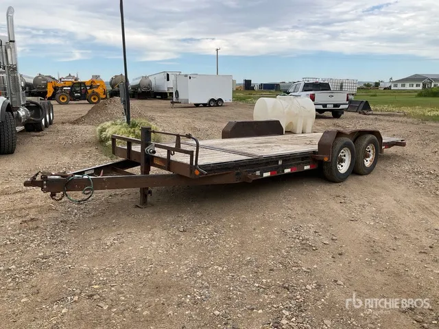 2013 PJ Trailer 14000 lb 21 ft T/A Tilt Deck Trailer