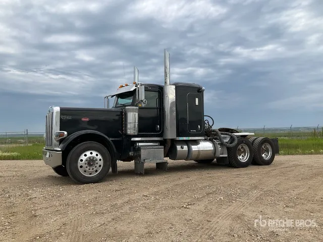 2012 Peterbilt 389 6x4 T/A Sleeper Truck Tractor
