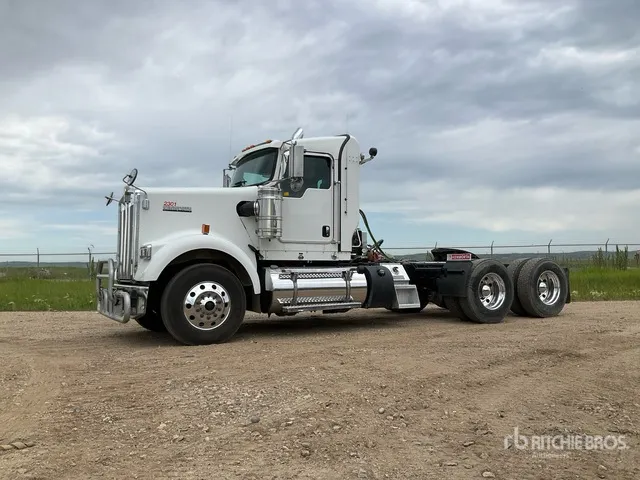 2023 Kenworth W900 6x4 T/A Day Cab Truck Tractor