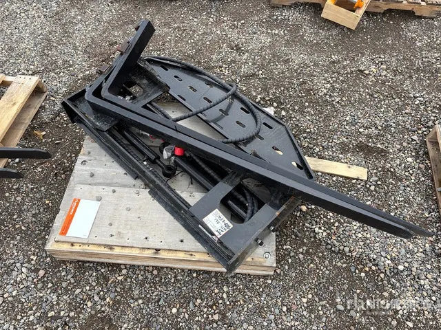 2026 GIYI GY-SF60 60 in Skid Steer Forks (Unused)