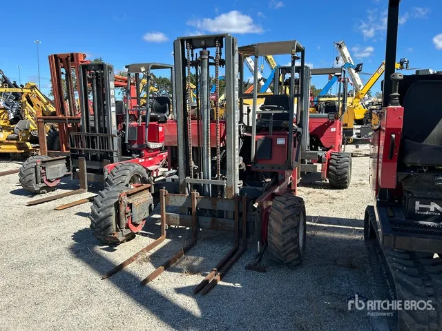 2003 Moffett M5000 5000 lb 3x3 Truck Mounted Forklift