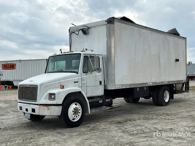 1998 Freightliner FL70 4x2 Van Truck