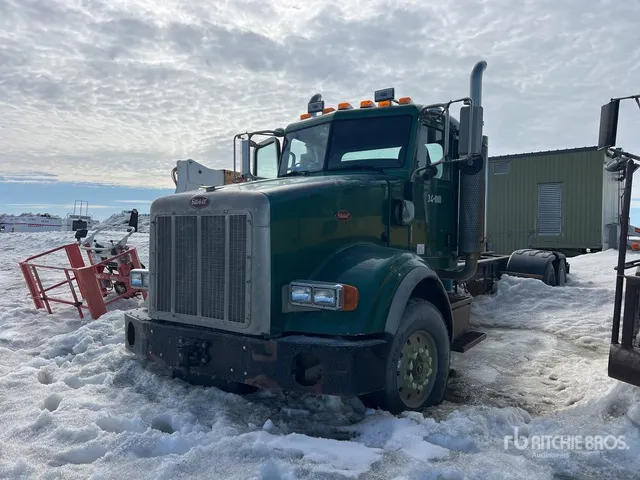 2007 Peterbilt 378 6x4 Cab and Chassis