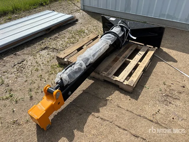 2026 GIYI GY-TBL47 135 in Skid Steer Telescopic Boom (Long Cylinder) (Unused)