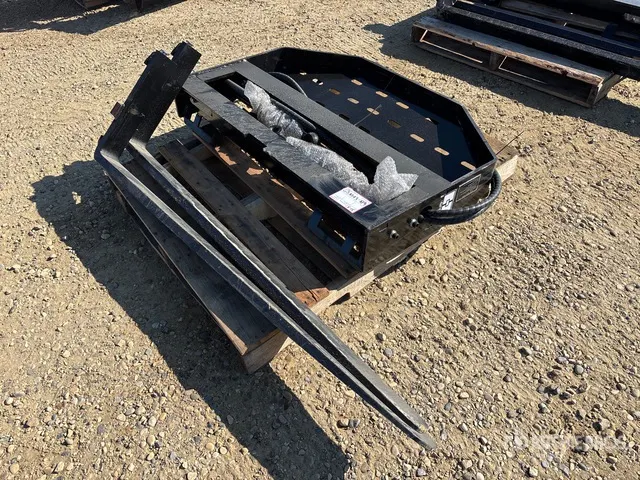 2026 GIYI GY-SF60 60 in Skid Steer Forks (Unused)