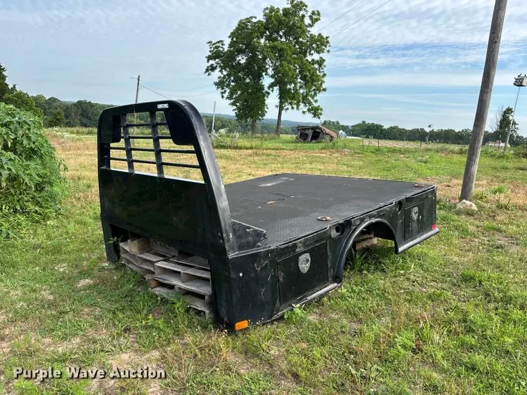 CM flat bed