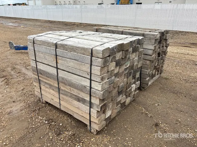 Quantity of 6 in x 4 in x 5 ft Pipeline Skid Wood Dunnage