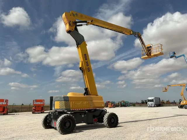 2008 Haulotte HA32PX 4WD Diesel Articulating Boom Lift