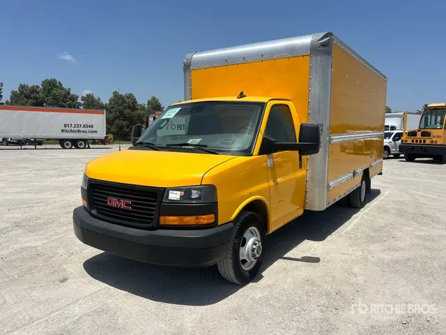 2021 GMC Savana 3500 4x2 Van Truck