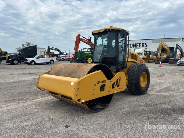 2024 Cat CS10GC Smooth Drum Compactor
