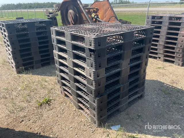Quantity of (10) Plastic Pallets